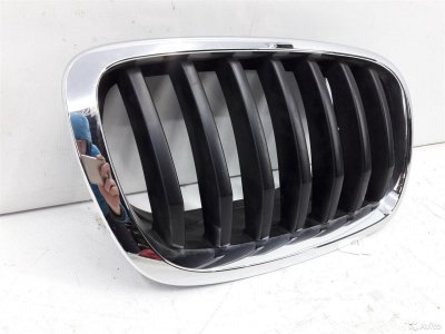 Решетка радиатора правая Bmw X5 E70 2006-2013