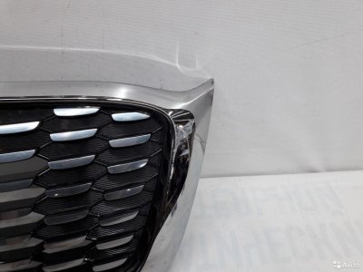 Решетка радиатора Kia Sorento 3 Prime UM 2014