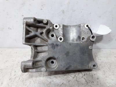 Кронштейн кондиционера Ford Focus 2 CB4 2004-2011