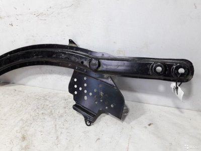 Балка поперечная передняя Mazda 3 BK 2003-2009