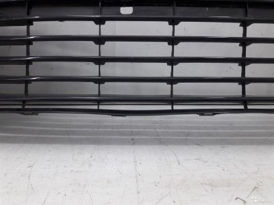 Решетка бампера Toyota Camry XV70 2017