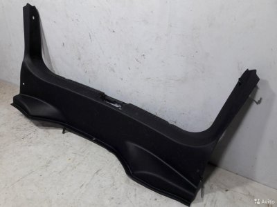 Обшивка багажника задняя Mazda 3 BK 2003-2009