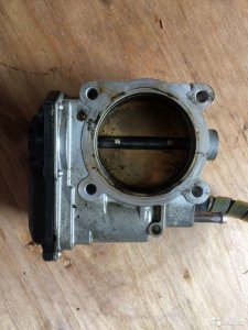 Заслонка дроссельная 2GR-FE 2grfe 2грфе 3.5 л 24V