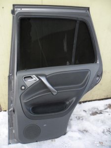 Дверь задняя правая Mercedes Benz W163 ML мл 163