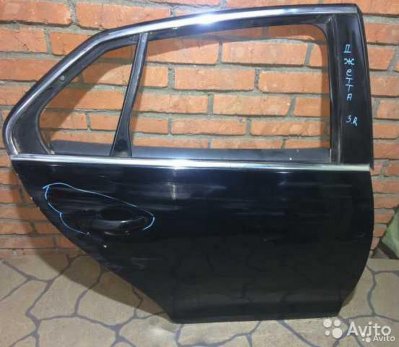 Дверь задняя правая Volkswagen Jetta 5