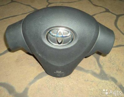 Подушка безопасности водительская Toyota Corolla