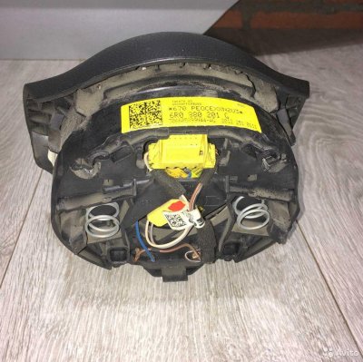 Подушка (airbag) в руль Volkswagen Polo RUS