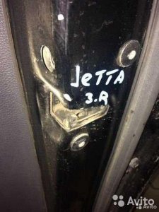 Замок двери Volkswagen Jetta 5