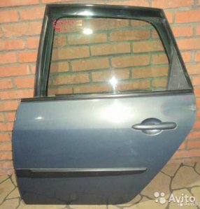 Дверь задняя левая Рено Сценик Renault Scenic 2