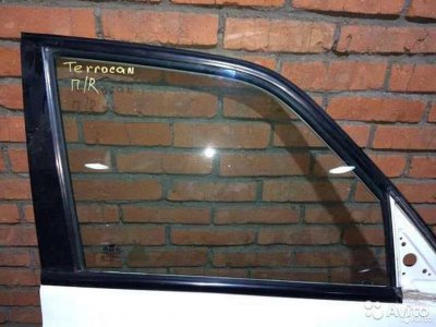 Стекло двери опускное Hyundai Terracan