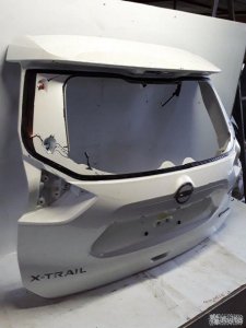 Крышка багажника задняя Nissan X-Trail T32 2014)