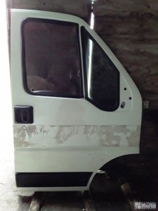 Дверь передняя правая Fiat Ducato 244 2002)