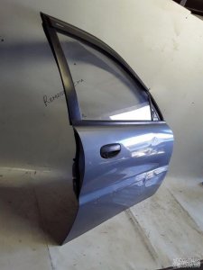 Дверь передняя правая Chevrolet Lanos 8 клап 2010