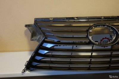 Решетка радиатора Lexus RX