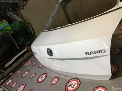 Дверь багажника Skoda Rapid