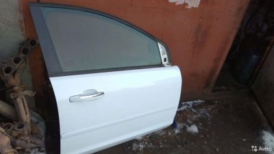 Дверь передняя правая Ford Focus 2 /2005-2008