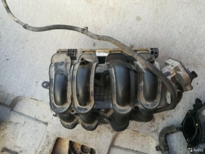 Коллектор впускной 1.6 /4M5G9424CC на Ford