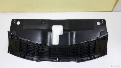 Решетка радиатора Kia Rio с 2011-2015