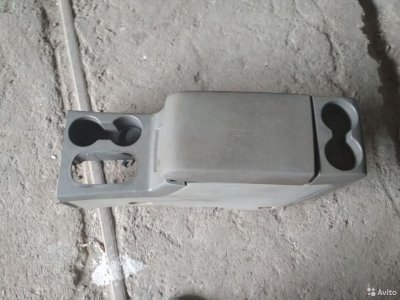 Подлокотник Ford Explorer 4 2001-2010