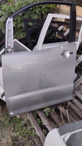 Дверь боковая Nissan Serena 2006 с25