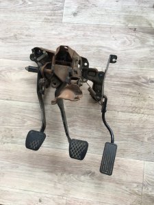 Блок педалей Rover 200