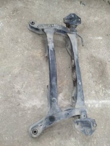 Балка подвески Toyota Harrier 2006 2