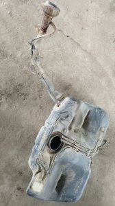 Бак топливный Nissan Primera P10