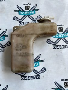 Бачок расширительный Nissan Primera P10