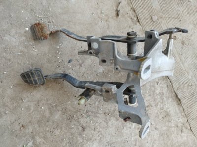 Блок педалей Volkswagen Passat 1988 B2