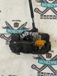 Замок боковой двери Chevrolet Cruze 2012