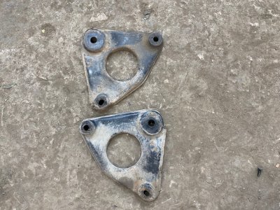 Крепление подрамника Nissan Sunny 1999 GF-FB15
