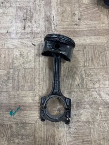 Поршень Rover 200 1999 хэтчбек
