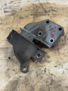 Подушка двигателя Fiat Punto 2000 188