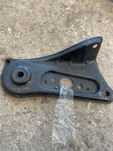 Крепление подрамника Toyota Camry 2006 ACV 40