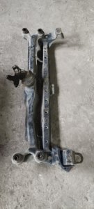 Балка подвески Volkswagen Passat B3