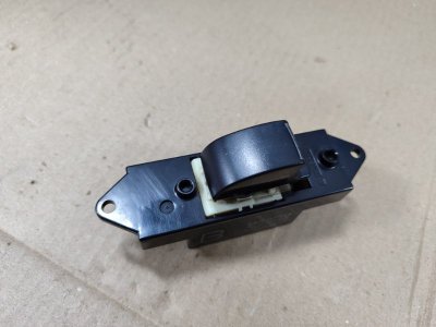 Кнопка стеклоподъемника Mitsubishi ASX GA3W