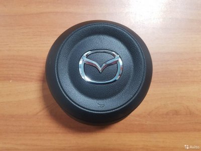 Крышка SRS airbag безопасти руля Mazda 3 6 2017+