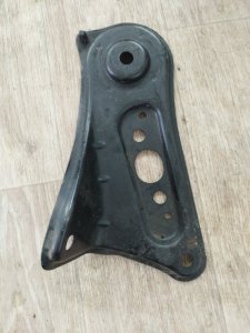 Крепление балки подвески Toyota Camry 2008 ACV 40
