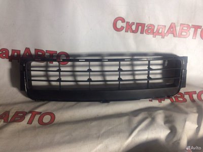 Решетка бампера Suzuki SX4 2009-2014
