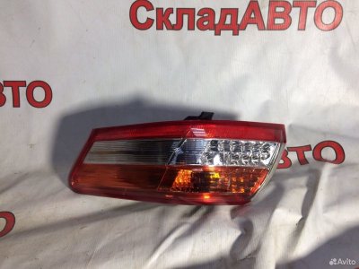 Фонарь Toyota Camry 2009-2011