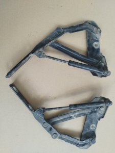 Петля капота Opel Vectra B