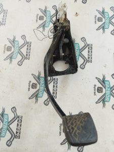 Педаль тормоза Geely MK 2008