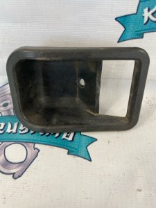 Накладка внутренней ручки двери Иж Ода 2106 2000