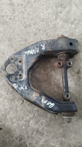 Рычаг подвески верхний Toyota Surf 130