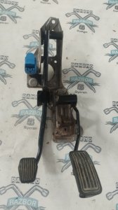 Блок педалей Ford Fiesta mk6