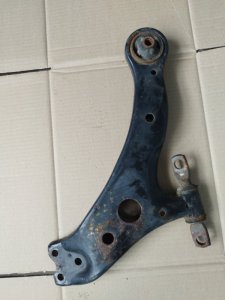 Рычаг подвески нижний Toyota Camry 2008 ACV 40