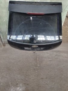 Крышка багажника FORD Focus