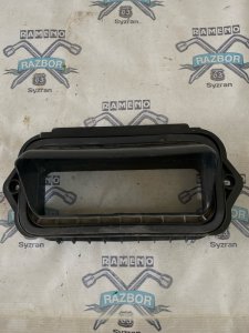 Воздухозаборник Chevrolet Cruze 2012