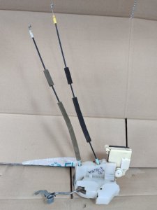 Замок боковой двери Mazda CX-7