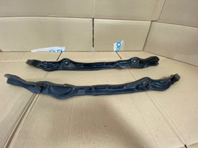 Пыльник крыла Mazda CX-7